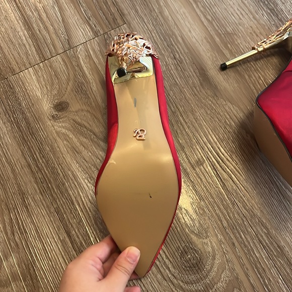Ralph and Russo wine red, heels. Gold metal plated design - Picture 4 of 4